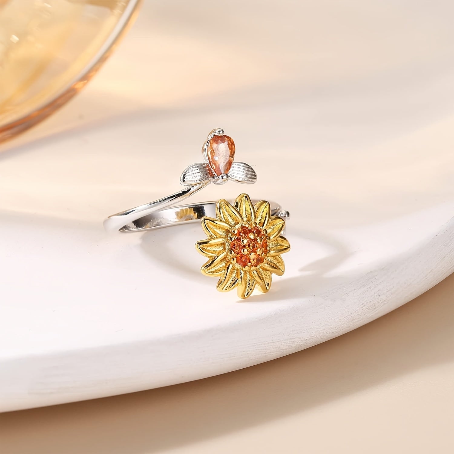 6pcs Anxiety Ring for Teenager Spinner Fidget Ring Sunflower Ring Fidget Rings for Anxiety Adjustable Spinning Beads Flower Ring Teenager Anti Anxiety Relief Stress Figit Stackable Ring Fidget Jewelry, For Teenager